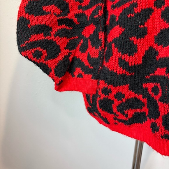 Vintage In Design Red & Black Abstract Turtleneck Sweater | Size S - Picture 5 of 6